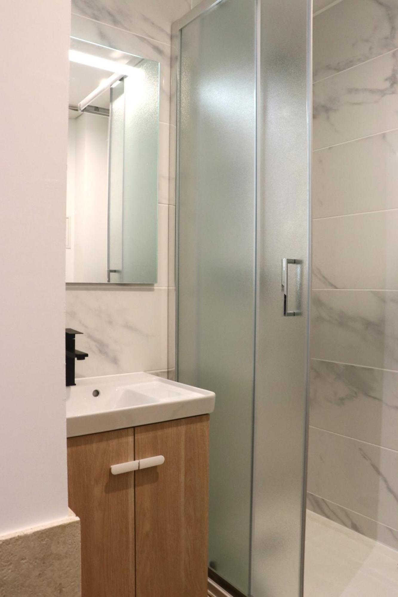 Superbes Appartements Modernes Et Neufs Bagnols-sur-Cèze Exteriér fotografie